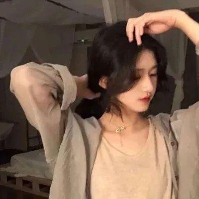 嘲笑的淑女