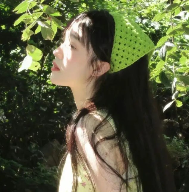 女孩和蜘蛛